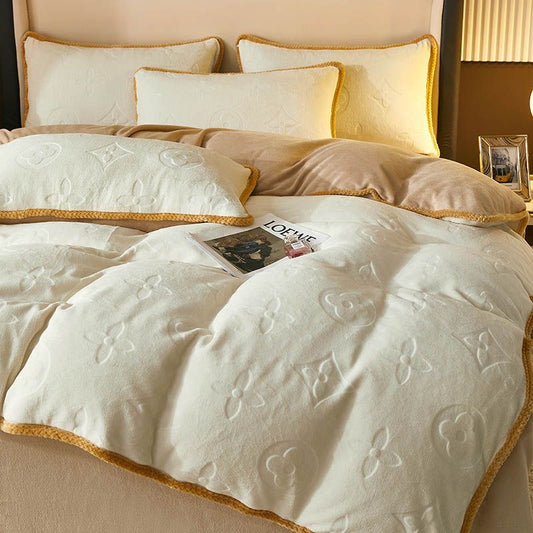 Luxurious Fashion Flannel Velvet Plush Bedding Set